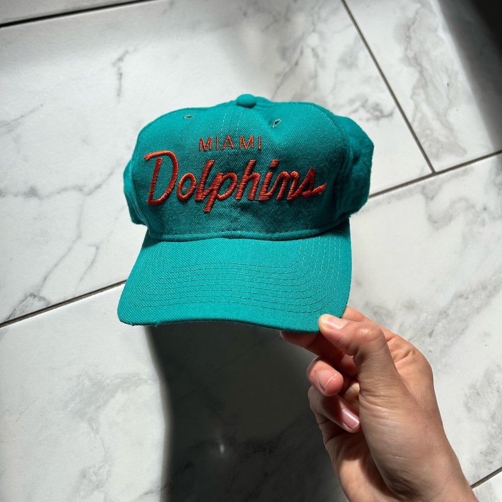 1980s Sports Specialties Miami Dolphins Script Wool Snapback